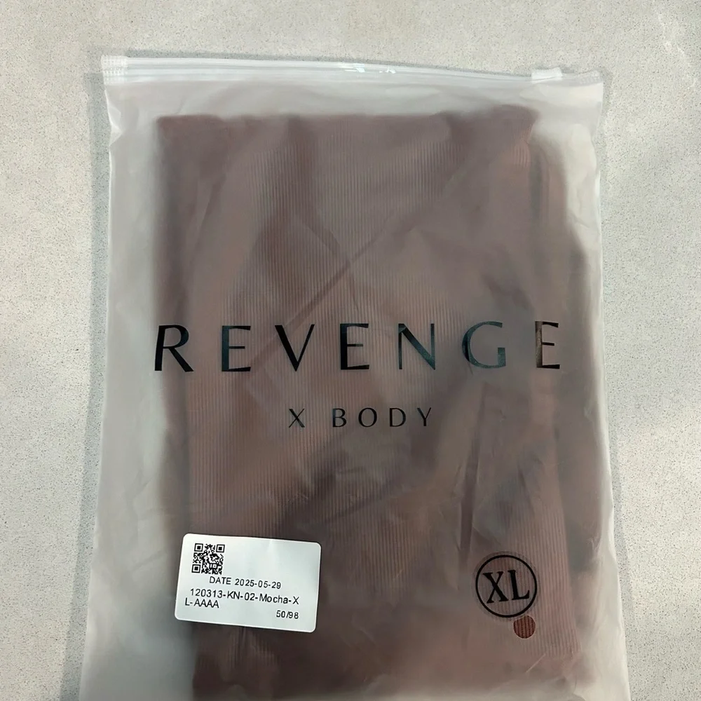 Revenge Body Snatched Seamless Mocha Shapewear Bodysuit - Picture 3 of 4